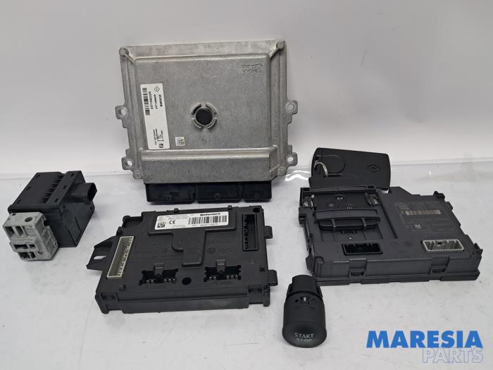Used Engine management computer Renault Clio IV (5R) 0.9 Energy TCE 90 12V Price € 299,00 Margin scheme offered by Maresia Parts