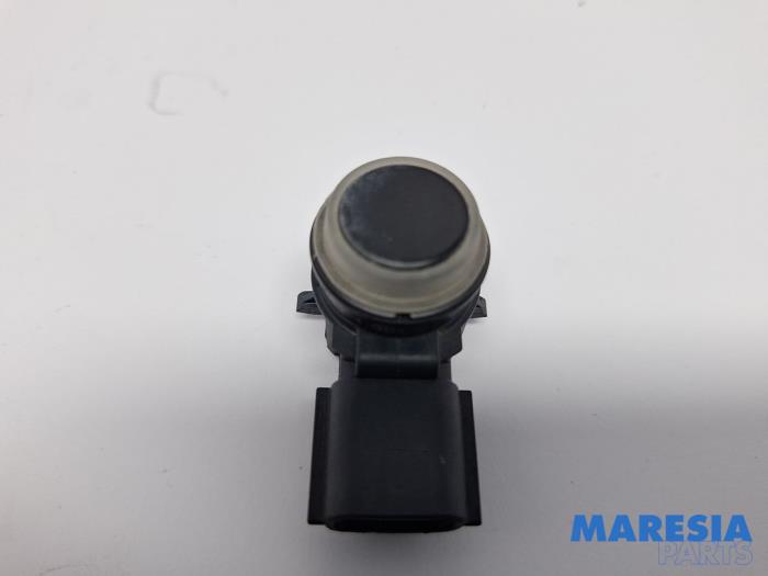 Usados Sensor PDC Renault Clio IV (5R) 0.9 Energy TCE 90 12V Precio € 19,99 Norma de margen ofrecido por Maresia Parts