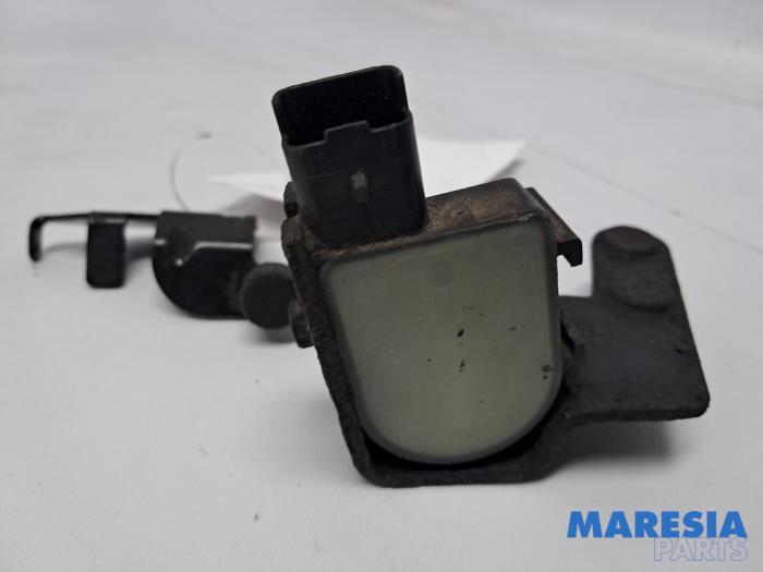 Begagnade Ljussensor Citroen C6 (TD) 2.7 HDiF V6 24V Pris € 15,00 Marginaltabell erbjuds av Maresia Parts