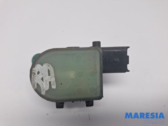 Używane Silnik reflektora Citroen C6 (TD) 2.7 HDiF V6 24V Cena € 25,00 Procedura marży oferowane przez Maresia Parts