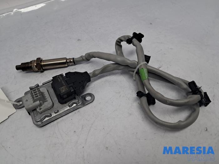 Begagnade NOx-sensor Renault Trafic (1FL/2FL/3FL/4FL) 2.0 dCi 16V 130 Pris € 242,00 Inklusive moms erbjuds av Maresia Parts