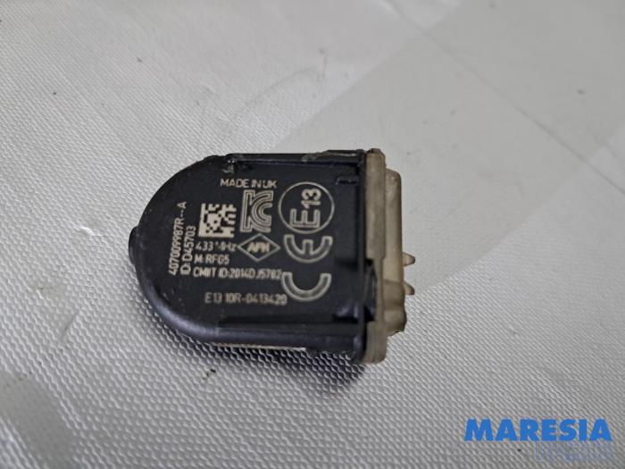 Begagnade Däcktryckssensor Renault Clio IV (5R) 0.9 Energy TCE 90 12V Pris € 15,00 Marginaltabell erbjuds av Maresia Parts