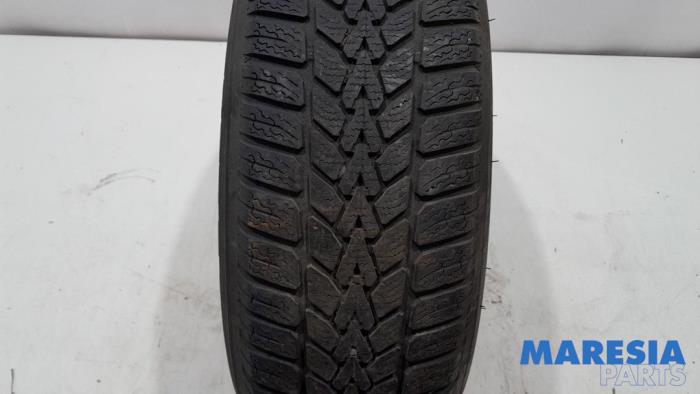 Używane Opona zimowa Citroen C3 (FC/FL/FT) 1.4 Cena € 20,00 Procedura marży oferowane przez Maresia Parts