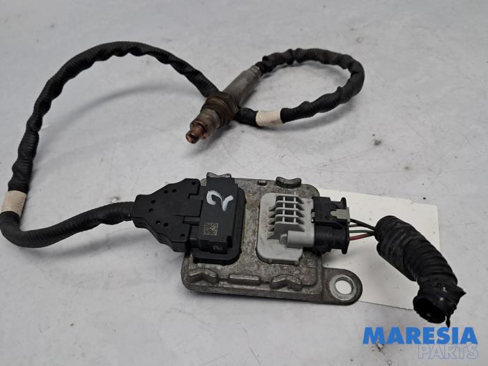 Begagnade NOx-sensor Renault Trafic (1FL/2FL/3FL/4FL) 2.0 dCi 16V 120 Pris € 168,19 Inklusive moms erbjuds av Maresia Parts
