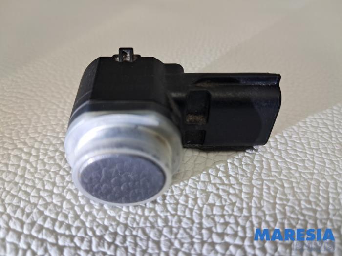 Usados Sensor PDC Fiat Talento 2.0 EcoJet BiTurbo 170 Precio € 27,77 IVA incluido ofrecido por Maresia Parts