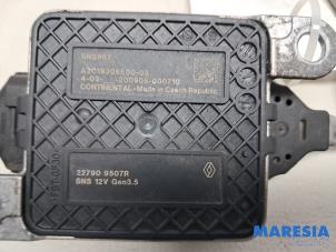 NOx-sensor från en Renault Trafic (1FL/2FL/3FL/4FL) 2.0 dCi 16V 120 2020