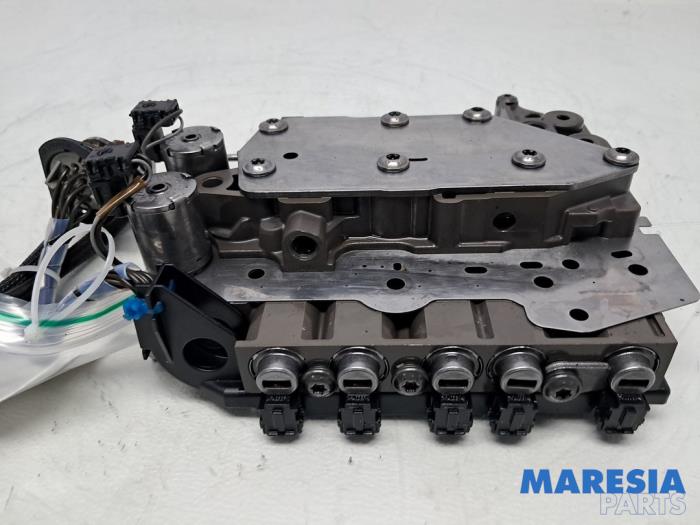 Begagnade Hydraulventilenhet Peugeot 307 SW (3H) 2.0 16V Pris € 157,50 Marginaltabell erbjuds av Maresia Parts