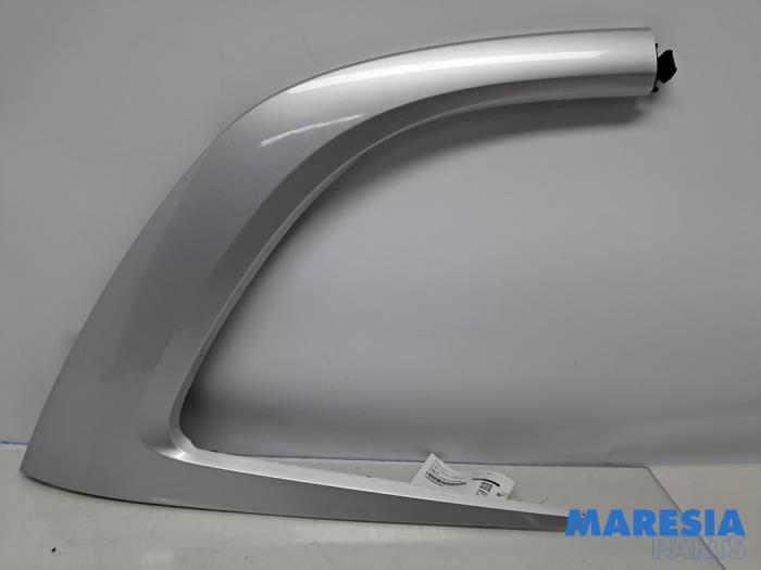 Używane Listwa ozdobna Citroen C4 Grand Picasso (3A) 1.6 16V THP 165 Cena € 39,99 Procedura marży oferowane przez Maresia Parts