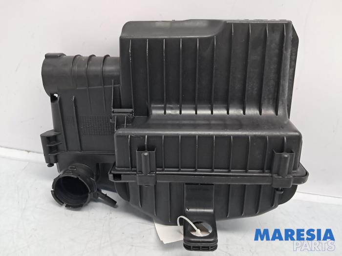 Begagnade Luftfilterhus Citroen C4 Cactus (0B/0P) 1.2 PureTech 82 12V Pris € 19,95 Marginaltabell erbjuds av Maresia Parts