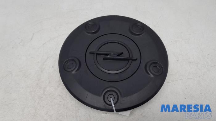 Używane Kolpak Opel Vivaro 2.0 CDTI 122 Cena € 18,15 Z VAT oferowane przez Maresia Parts