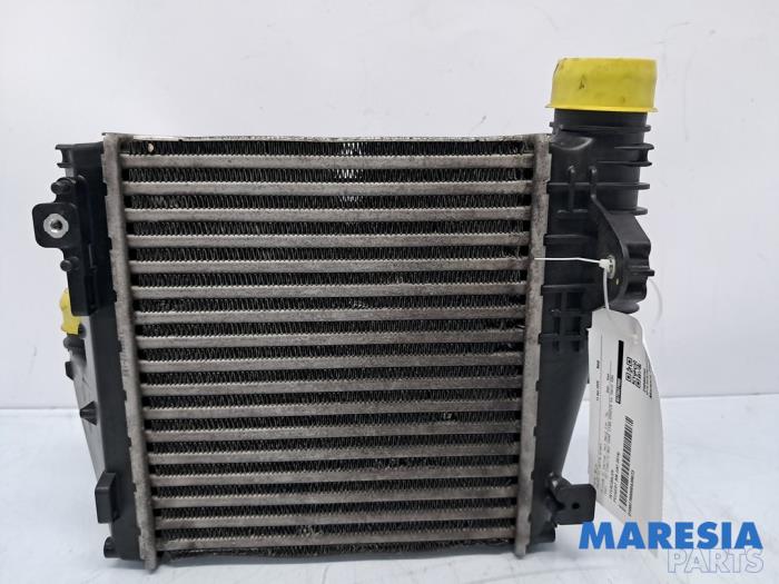 Usados Intercooler Peugeot 308 SW (L4/L9/LC/LJ/LR) 1.2 12V e-THP PureTech 110 Precio € 49,95 Norma de margen ofrecido por Maresia Parts