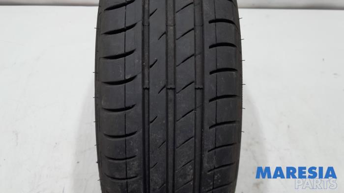 Gebrauchte Reifen Opel Karl 1.0 12V Preis € 25,00 Margenregelung angeboten von Maresia Parts