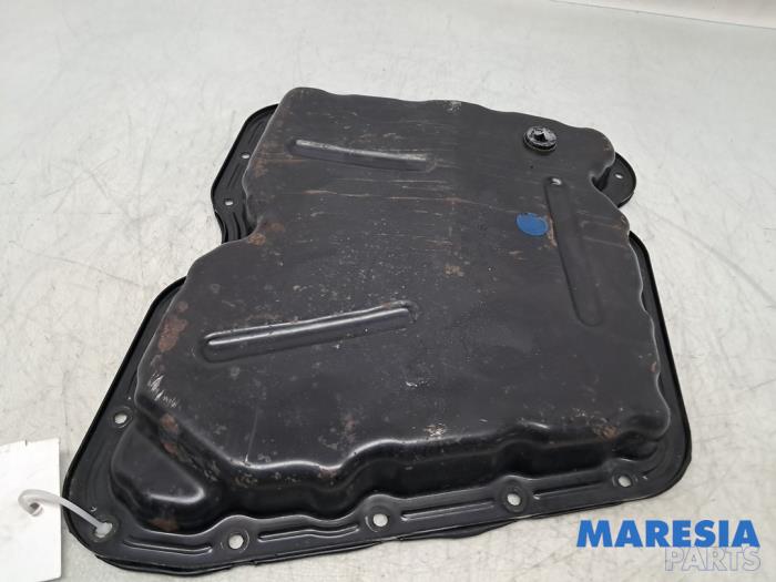 Gebrauchte Ölwanne Renault Master III (FV) 2.3 dCi 170 16V FWD Preis € 60,50 Mit Mehrwertsteuer angeboten von Maresia Parts