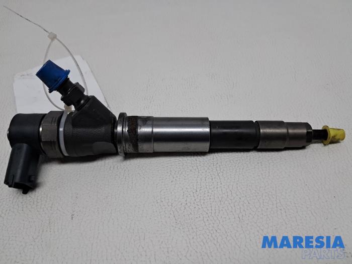 Gebrauchte Einspritzdüse (Diesel) Renault Master III (FV) 2.3 dCi 125 16V FWD Preis € 151,25 Mit Mehrwertsteuer angeboten von Maresia Parts