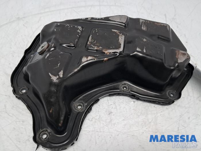 Gebrauchte Ölwanne Renault Megane III Grandtour (KZ) 1.2 16V TCE 115 Preis € 30,00 Margenregelung angeboten von Maresia Parts