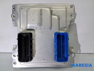 Engine management computer from a Opel Karl 1.0 12V 2018