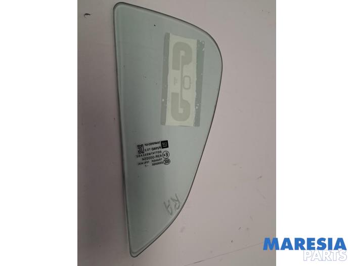 Usados Ventanilla triangular derecha detrás Opel Karl 1.0 12V Precio € 29,99 Norma de margen ofrecido por Maresia Parts
