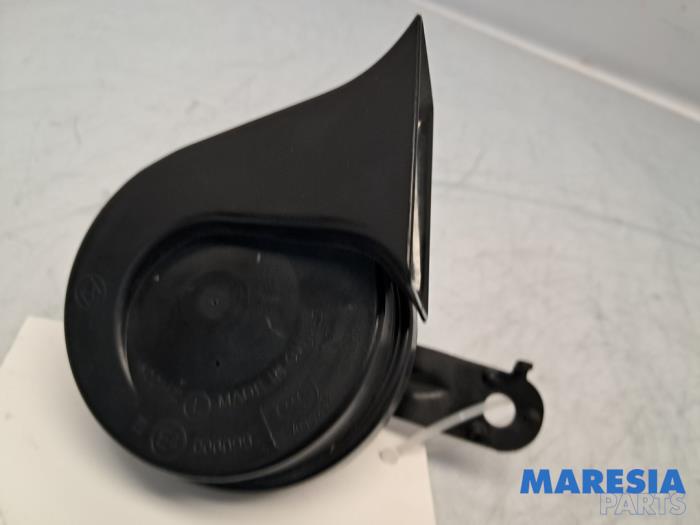 Używane Klakson Opel Karl 1.0 12V Cena € 19,99 Procedura marży oferowane przez Maresia Parts