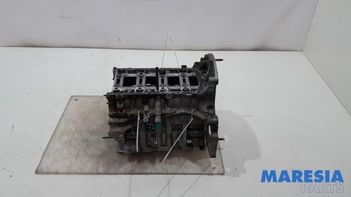 Gebrauchte Motor Unterblock Peugeot Partner (EA//EF/EN/EU) 1.5 BlueHDi 75 Preis € 605,00 Mit Mehrwertsteuer angeboten von Maresia Parts