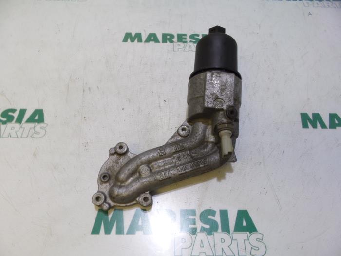 Gebrauchte Ölfilterhalter Citroen C3 (FC/FL/FT) 1.4 Preis € 35,00 Margenregelung angeboten von Maresia Parts