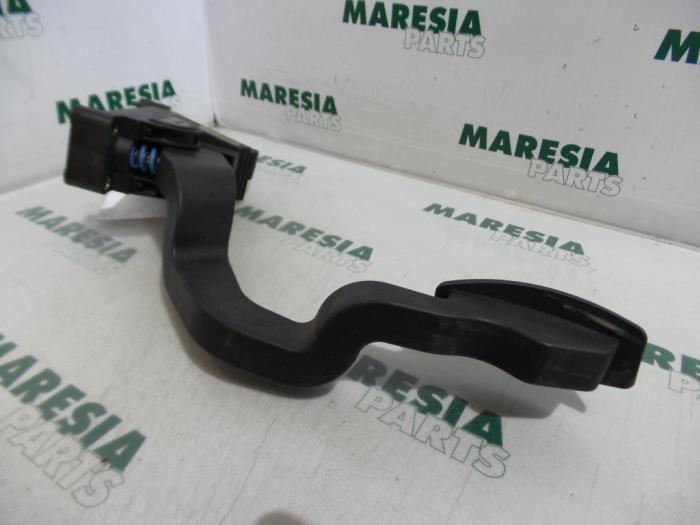 Gebrauchte Gaspedalposition Sensor Fiat Stilo (192A/B) 1.6 16V Preis € 25,00 Margenregelung angeboten von Maresia Parts