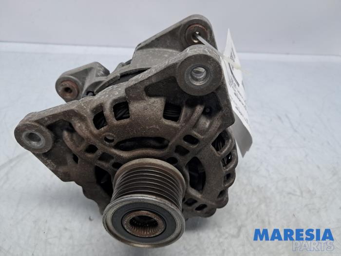 Used Dynamo Renault Clio IV Estate/Grandtour (7R) 0.9 Energy TCE 90 12V Price € 60,00 Margin scheme offered by Maresia Parts