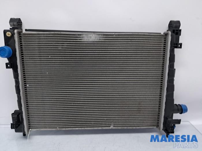 Usagé Radiateur Opel Karl 1.0 12V Prix € 60,00 Règlement à la marge proposé par Maresia Parts
