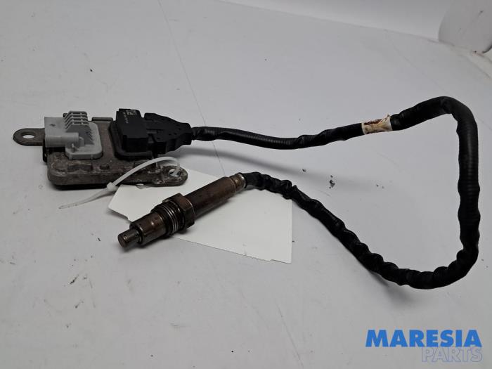 Used Nox sensor Peugeot 308 SW (L4/L9/LC/LJ/LR) 1.6 BlueHDi 120 Price € 124,99 Margin scheme offered by Maresia Parts