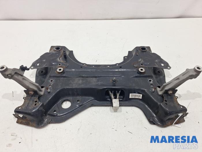 Usagé Faux châssis Peugeot 308 SW (L4/L9/LC/LJ/LR) 1.6 BlueHDi 120 Prix € 144,95 Règlement à la marge proposé par Maresia Parts