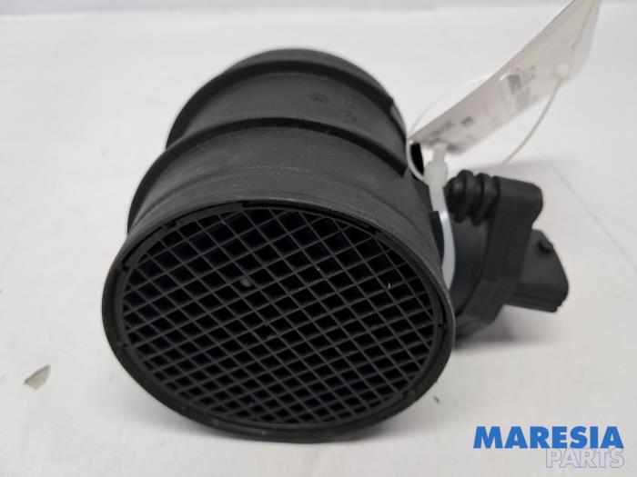 Usagé Débitmètre Alfa Romeo Brera (939) 2.2 JTS 16V Prix € 29,99 Règlement à la marge proposé par Maresia Parts