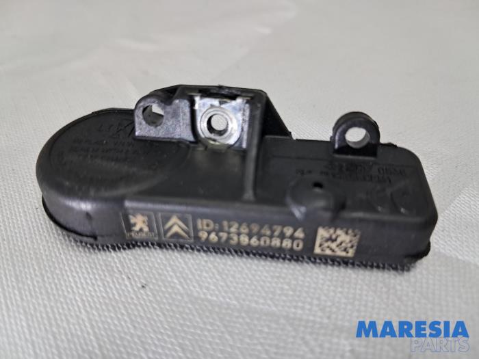 Begagnade Däcktryckssensor Peugeot 5008 I (0A/0E) 1.6 THP 16V Pris € 25,00 Marginaltabell erbjuds av Maresia Parts