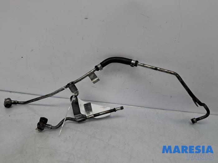 Usagé Conduit (divers) Alfa Romeo Giulia (952) 2.9 Bi-Turbo V6 24V Quadrifoglio Verde Prix € 65,00 Règlement à la marge proposé par Maresia Parts