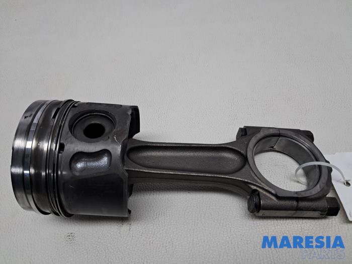 Gebrauchte Pleuelstange Peugeot Expert (G9) 2.0 HDi 120 Preis € 108,89 Mit Mehrwertsteuer angeboten von Maresia Parts