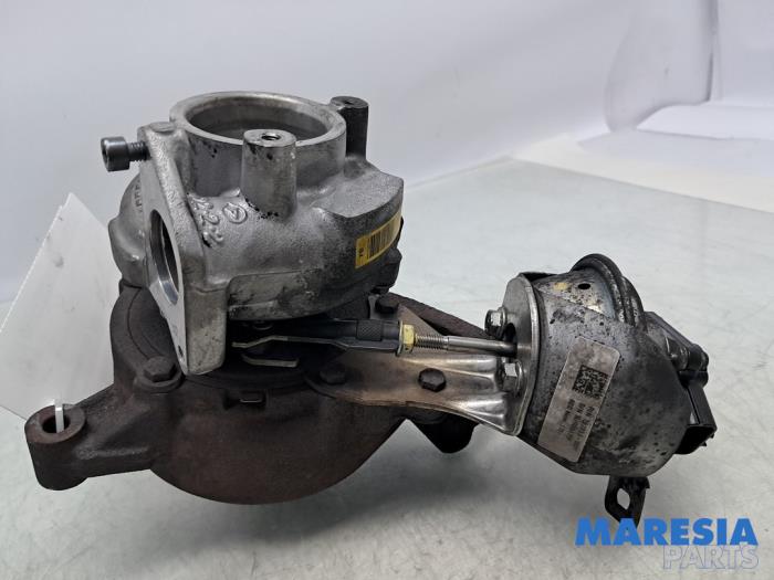 Używane Turbo Peugeot Expert (G9) 2.0 HDi 120 Cena € 241,94 Z VAT oferowane przez Maresia Parts