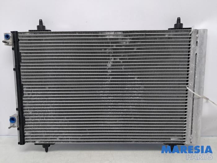 Kondensor, luftkonditionering från en Peugeot 308 (4A/C) 1.6 16V THP 155 2010