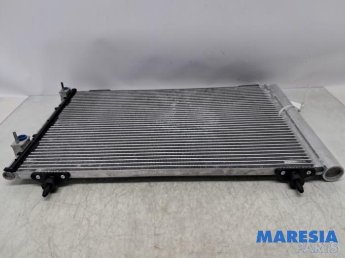 Kondensor, luftkonditionering från en Peugeot 308 (4A/C) 1.6 16V THP 155 2010