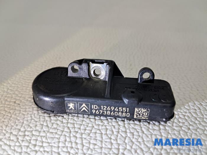 Begagnade Däcktryckssensor Peugeot 5008 I (0A/0E) 1.6 THP 16V Pris € 25,00 Marginaltabell erbjuds av Maresia Parts