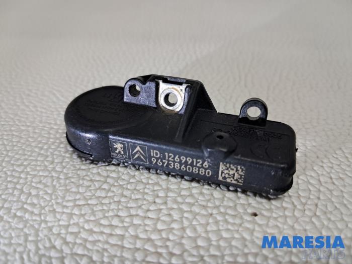 Begagnade Däcktryckssensor Peugeot 5008 I (0A/0E) 1.6 THP 16V Pris € 25,00 Marginaltabell erbjuds av Maresia Parts