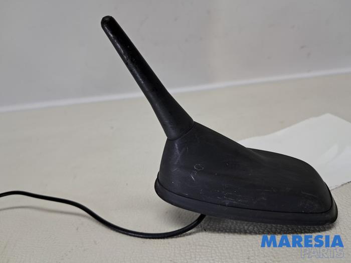 Begagnade Antenn Peugeot 308 (L3/L8/LB/LH/LP) 1.6 16V THP Pris € 19,99 Marginaltabell erbjuds av Maresia Parts