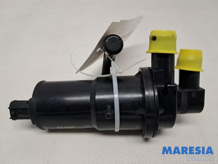 Begagnade Extra vattenpump Citroen C-Zero C-Zero Pris € 50,00 Marginaltabell erbjuds av Maresia Parts