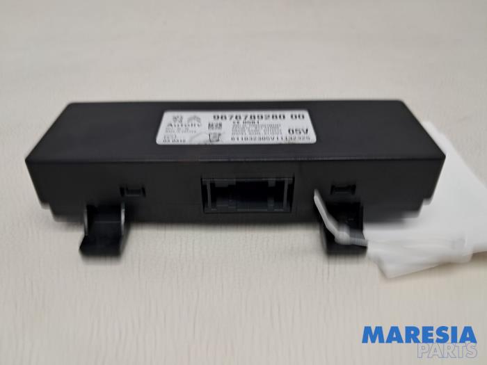 Begagnade Bluetooth-modul Citroen C-Zero C-Zero Pris € 25,00 Marginaltabell erbjuds av Maresia Parts