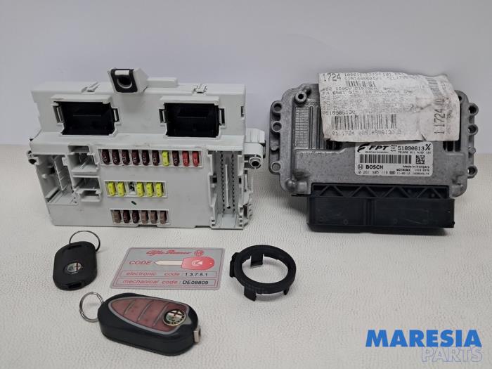 Used Engine management computer Alfa Romeo Giulietta (940) 1.4 TB 16V Price € 380,00 Margin scheme offered by Maresia Parts