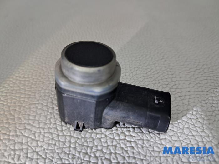 Begagnade Parkeringssensor Alfa Romeo Giulietta (940) 1.4 TB 16V Pris € 19,50 Marginaltabell erbjuds av Maresia Parts