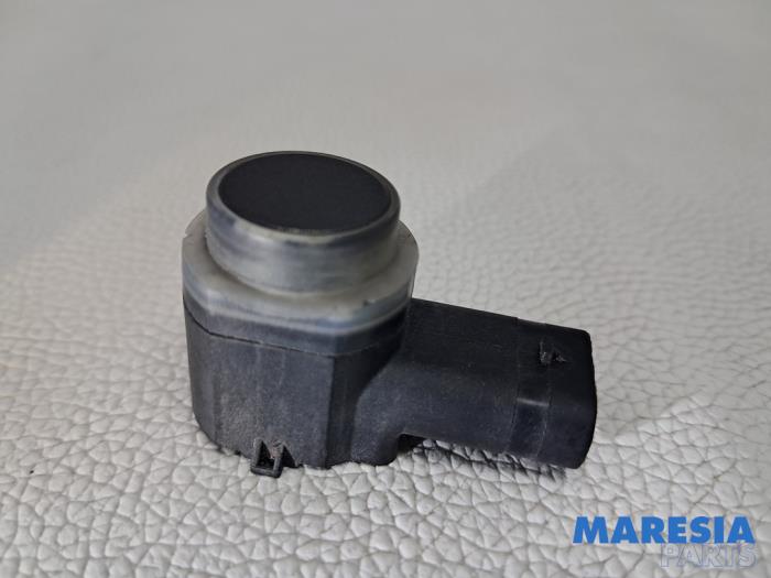Begagnade Parkeringssensor Alfa Romeo Giulietta (940) 1.4 TB 16V Pris € 19,50 Marginaltabell erbjuds av Maresia Parts