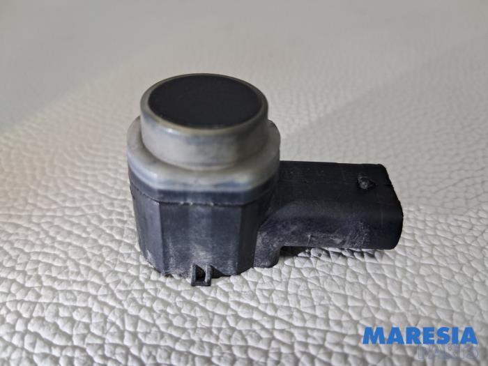 Begagnade Parkeringssensor Alfa Romeo Giulietta (940) 1.4 TB 16V Pris € 19,50 Marginaltabell erbjuds av Maresia Parts