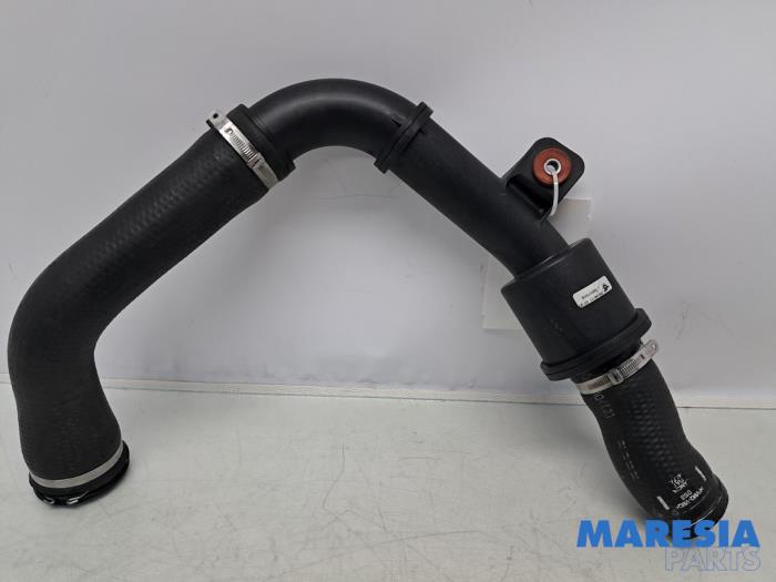 Gebrauchte Turboschlauch Alfa Romeo Giulietta (940) 1.4 TB 16V Preis € 75,00 Margenregelung angeboten von Maresia Parts
