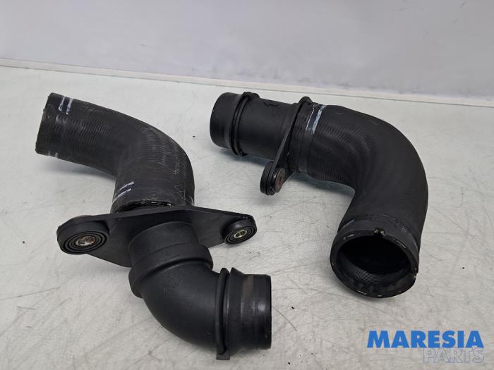 Gebrauchte Intercooler Rohr Alfa Romeo Giulietta (940) 1.4 TB 16V Preis € 29,99 Margenregelung angeboten von Maresia Parts