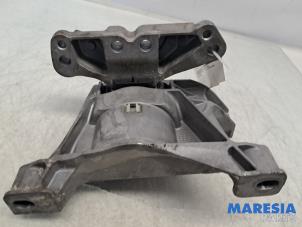 Motorlager van een Peugeot 308 (L3/L8/LB/LH/LP) 1.6 16V THP 2013