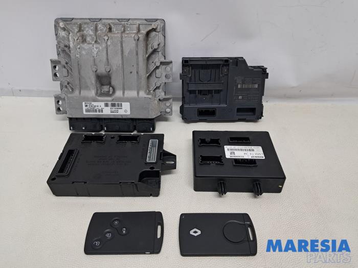 Used Engine management computer Renault Captur I (2R) 1.2 TCE 16V EDC Price € 299,00 Margin scheme offered by Maresia Parts