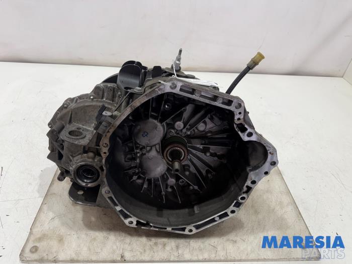 Gebrauchte Getriebe Renault Trafic (1FL/2FL/3FL/4FL) 1.6 dCi 145 Twin Turbo Preis € 1.270,50 Mit Mehrwertsteuer angeboten von Maresia Parts